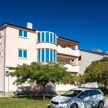 Fuer 2 Personen 1 Kind Ca 32 Qm In Baska, Kvarner Bucht Krk - B59550
