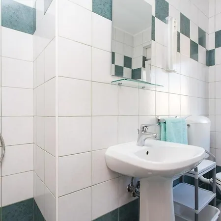 Fuer 2 Personen 1 Kind Ca 32 Qm In Baska, Kvarner Bucht Krk - B59550 Apartamento